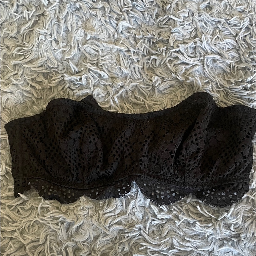 Victoria's Secret Black Lace strapless underwire bra size medium